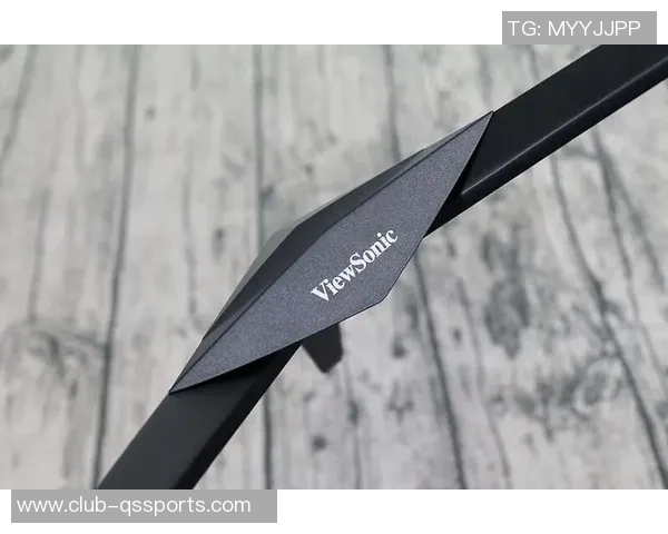 畅享极致游戏体验FIFA足球手柄助你征战绿茵场